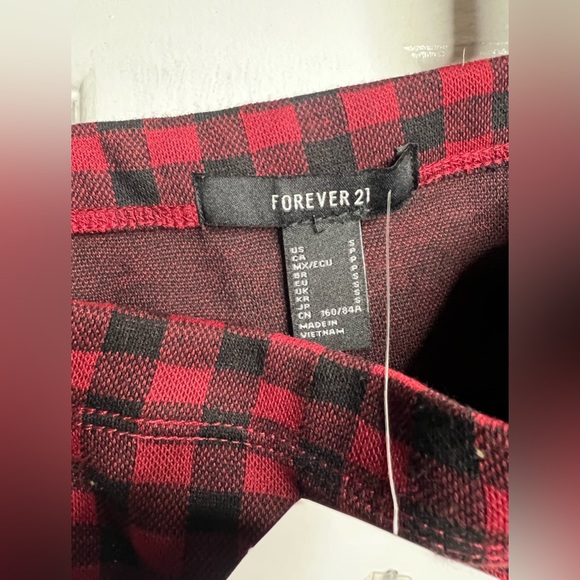 NWT! Forever 21 Coordinating set with crop top and flare leggings - Picture 5 of 7